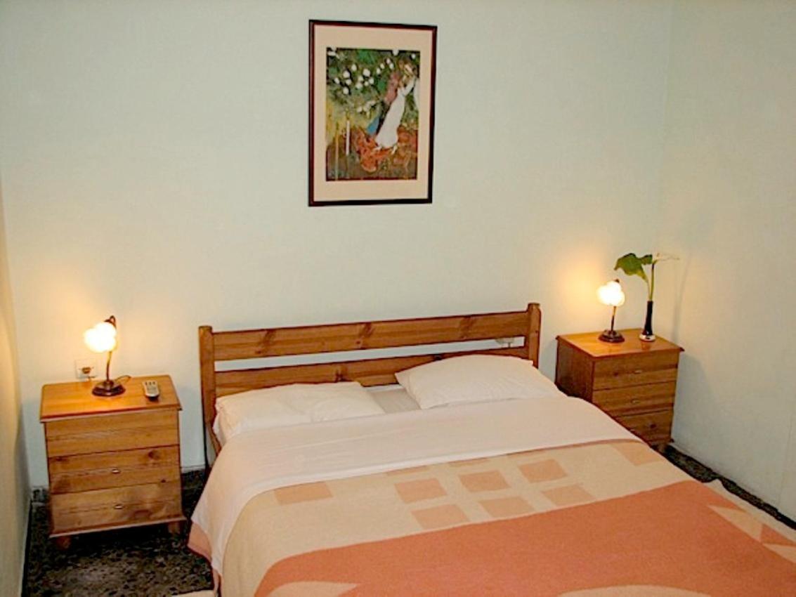 חאניה Earini Rooms And Apartments מראה חיצוני תמונה